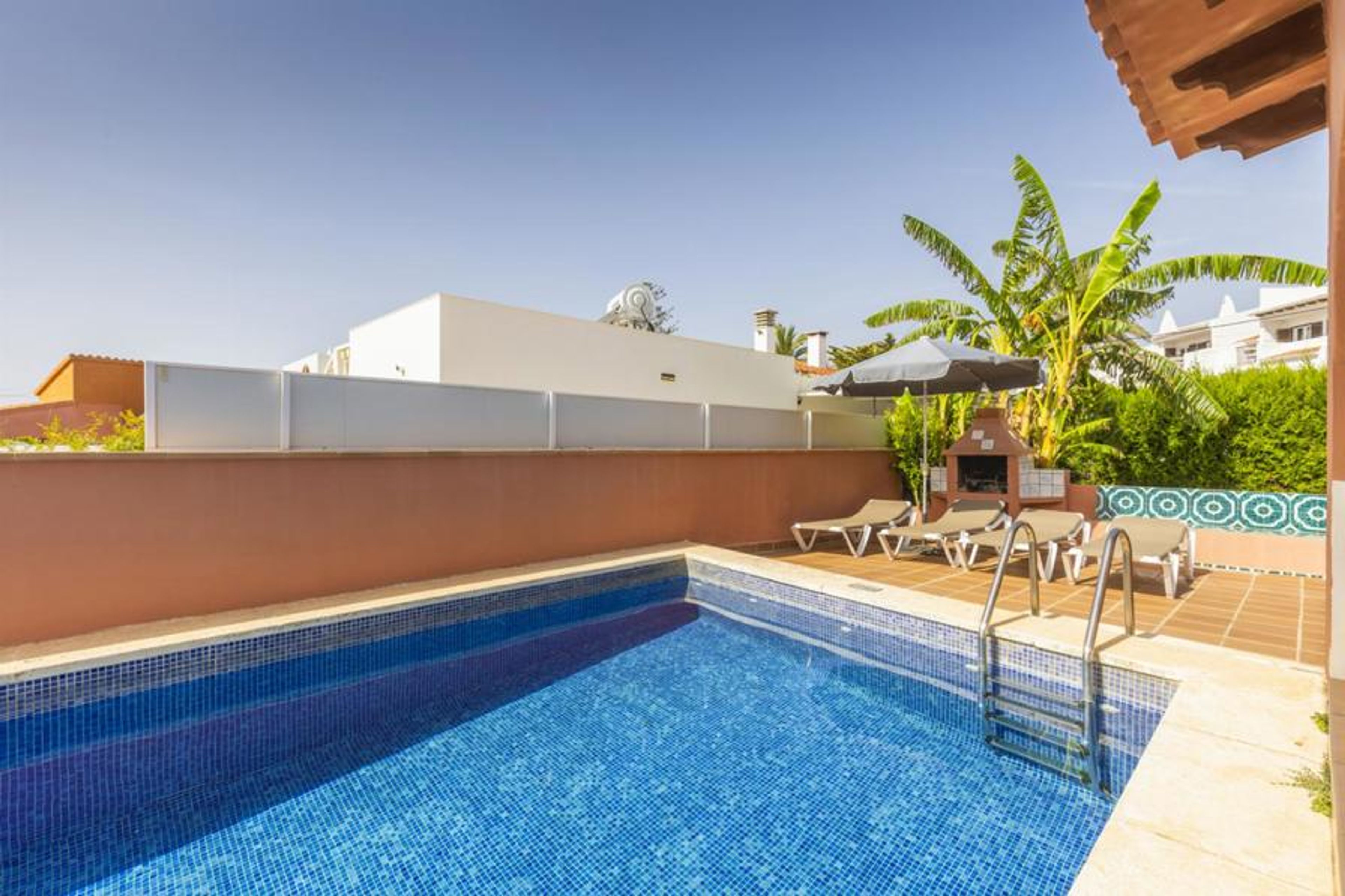 Private pool and terrace