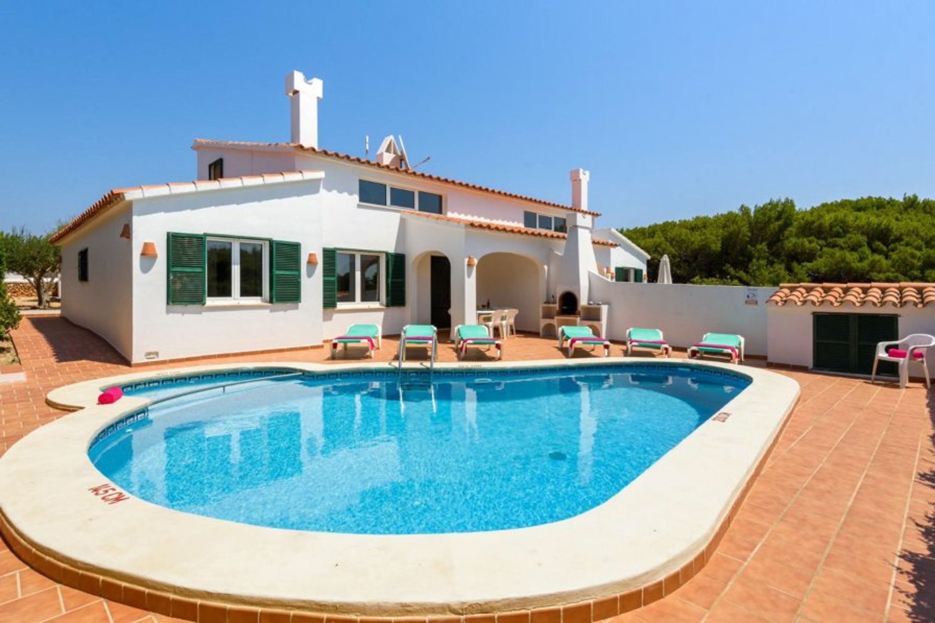 Beautiful villa with private pool and terrace