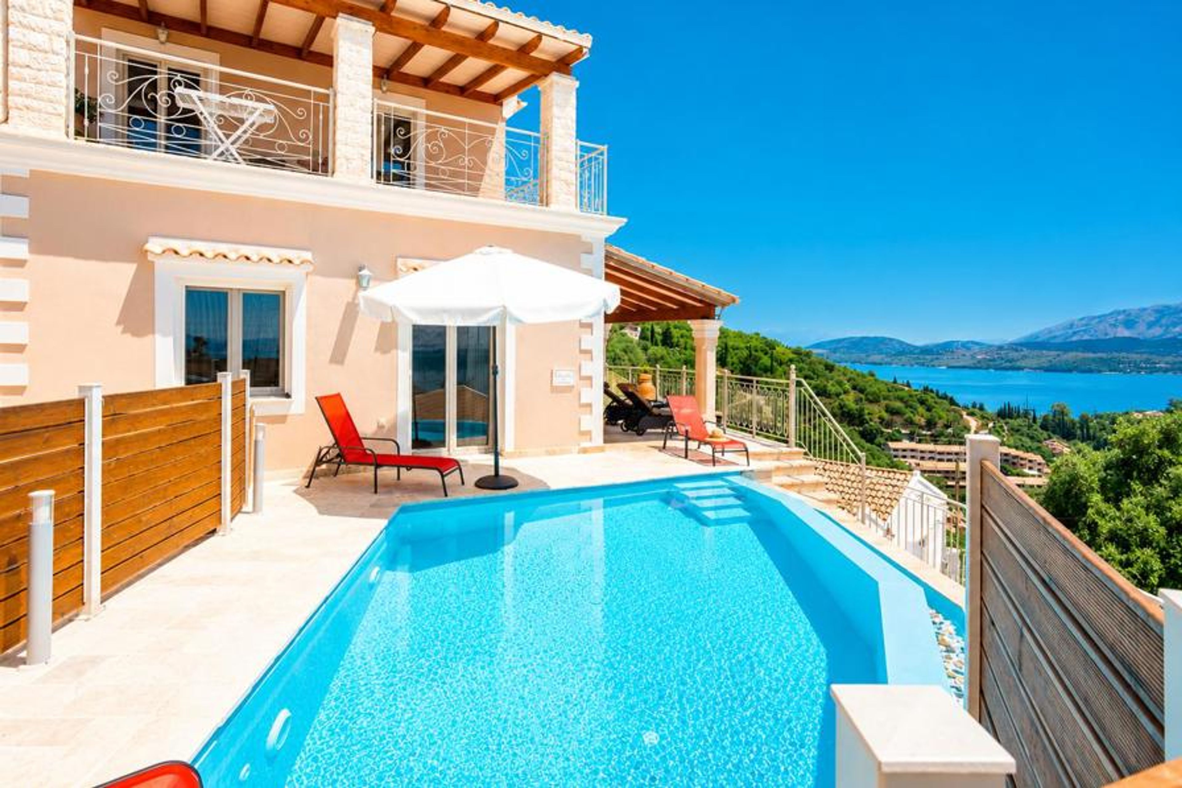 Beautiful villa with private pool and terrace