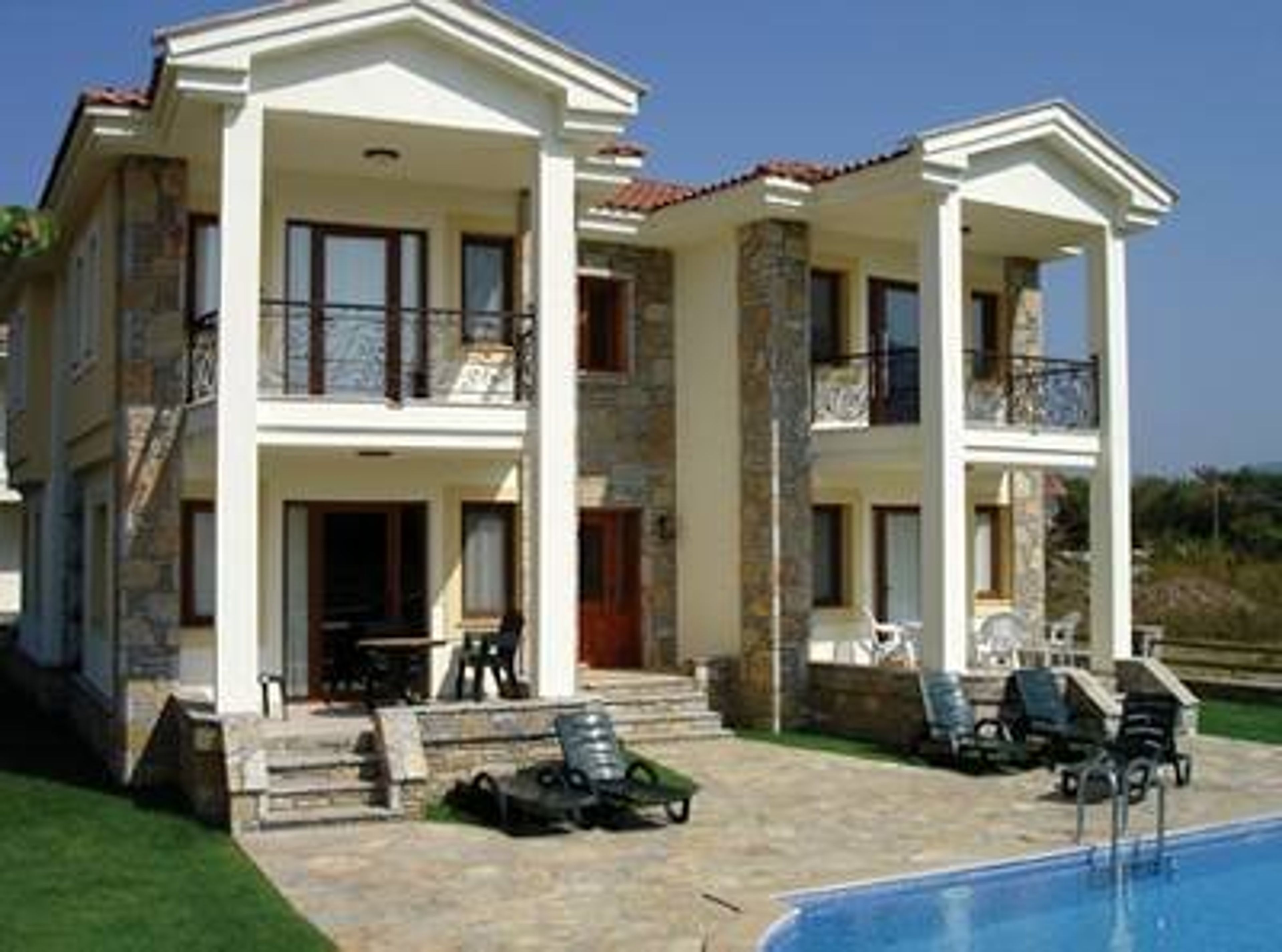 Abra Apartment - bottom left