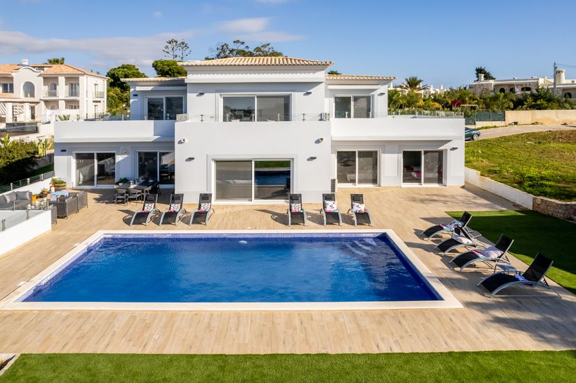 Villa in Carvoeiro, Algarve