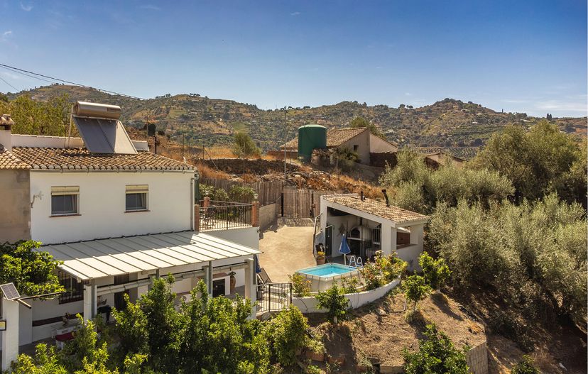 Villa in Sayalonga, Spain