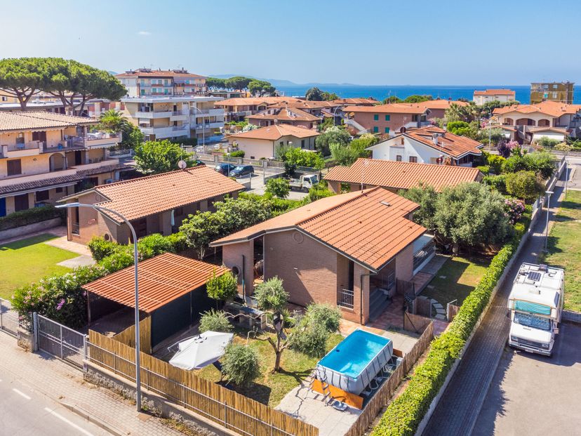 Villa in Follonica, Italy