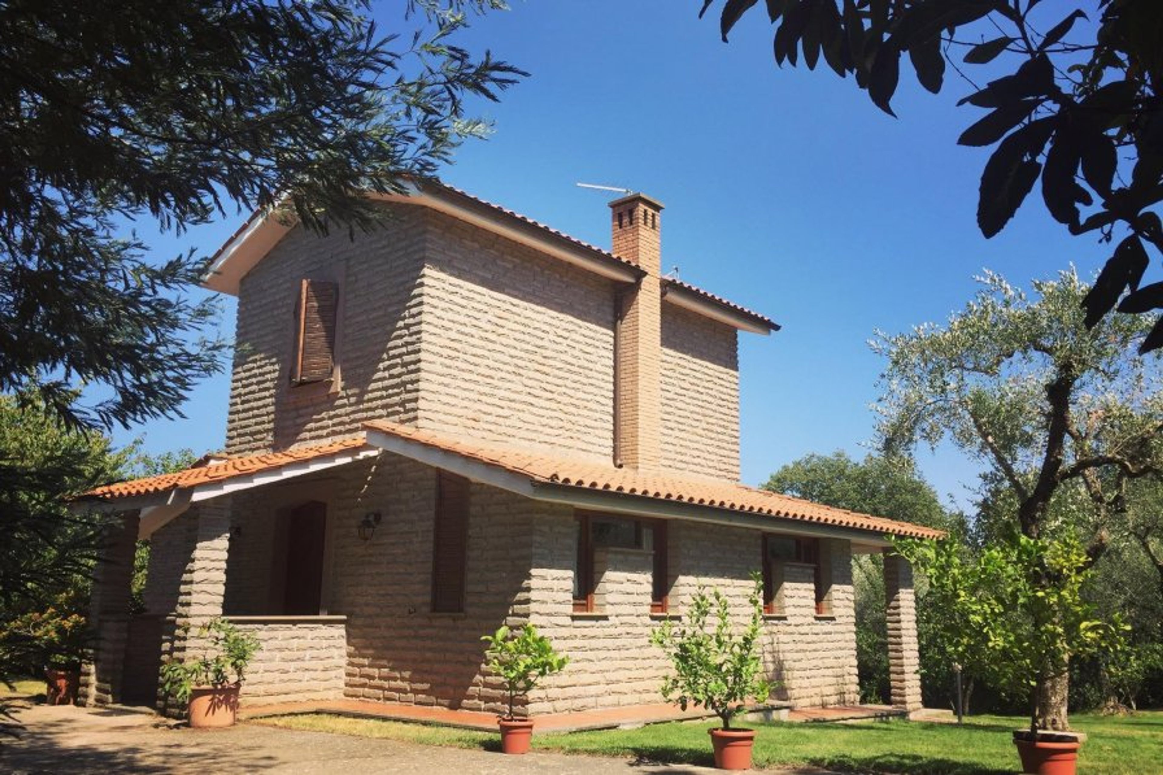 Casa Renata within Private Secluded Gardens