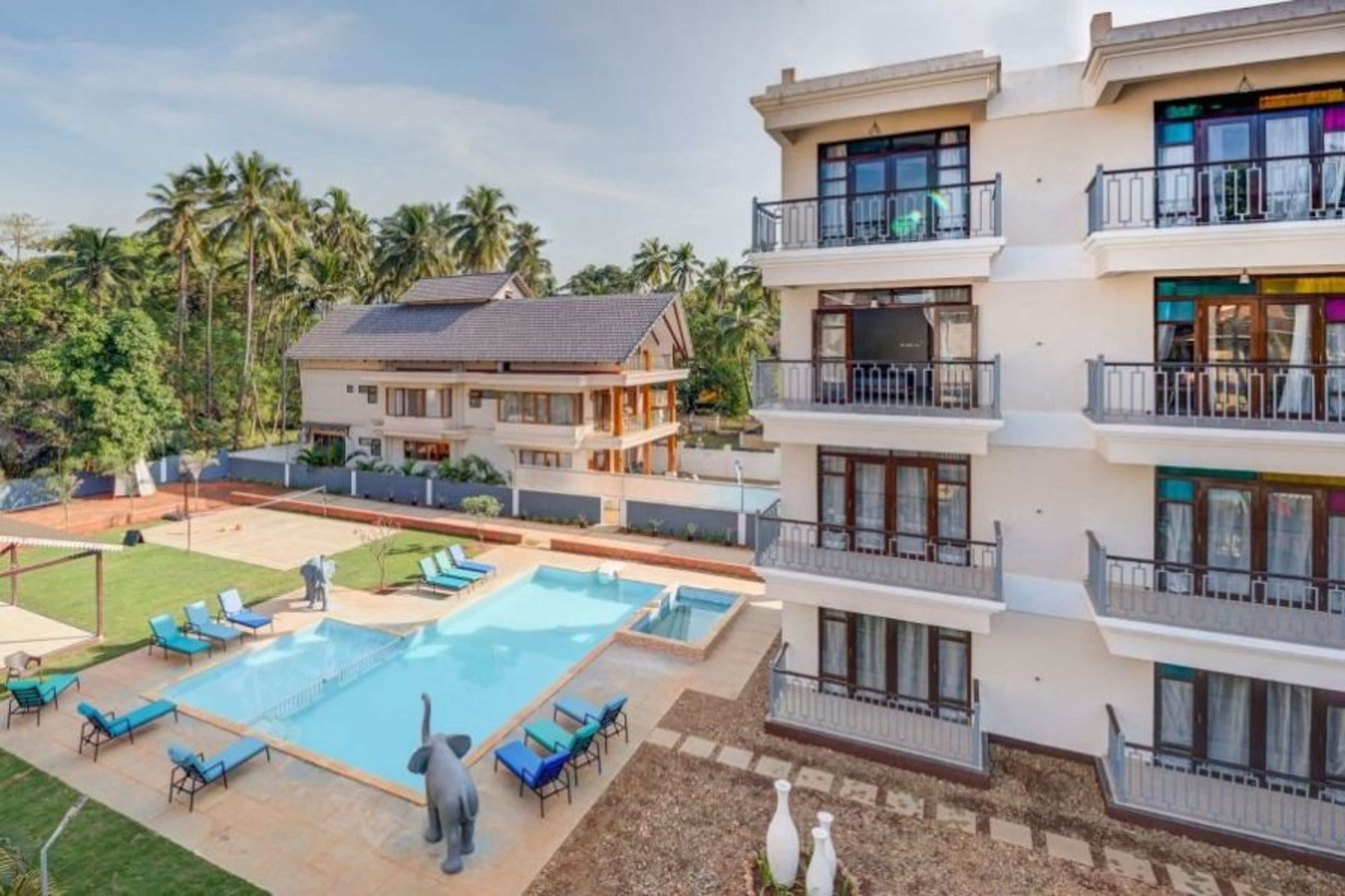 Villa with private swimming pool and kids pool for rent in Calangute