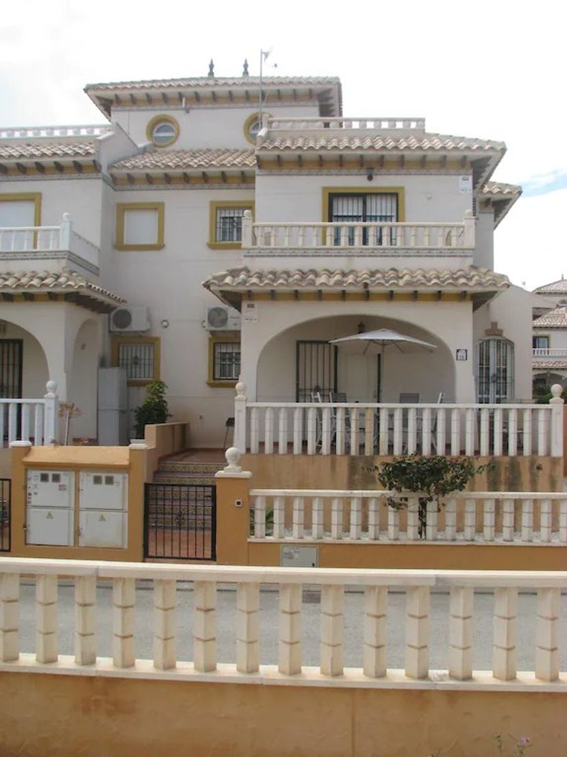 Villa in La Cuerda y Lomas de Cabo Roig, Spain