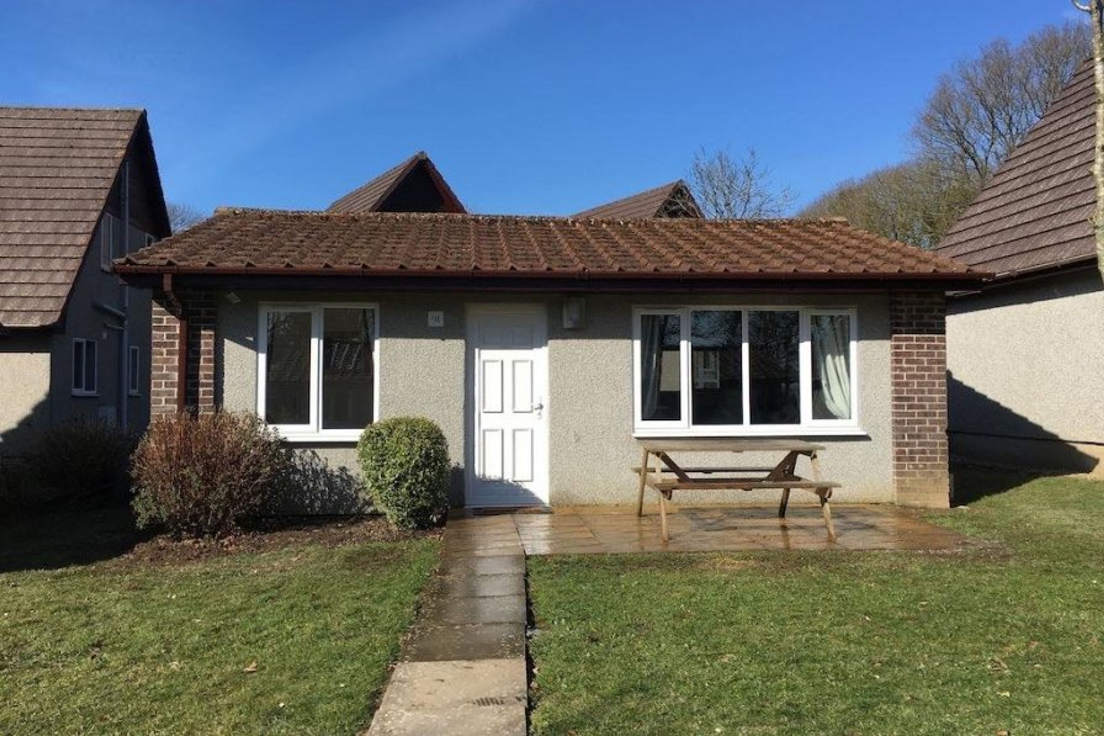 91 Hengar Manor