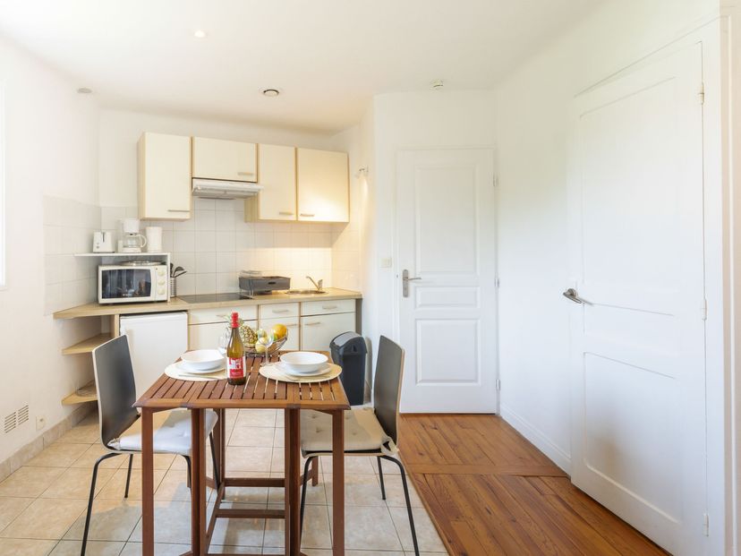Apartment in Republique-Beau Rivage, France