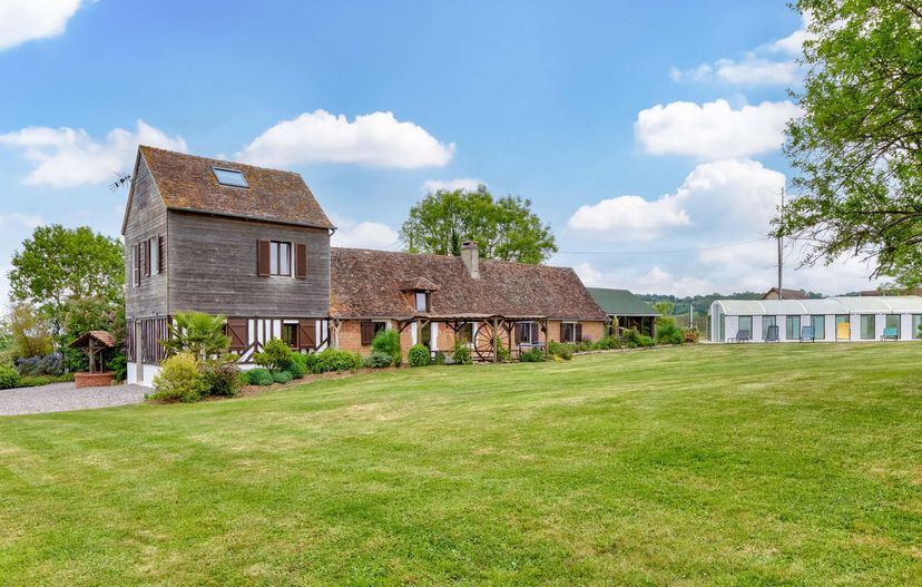 Villa in Saint-Pierre-en-Auge, France