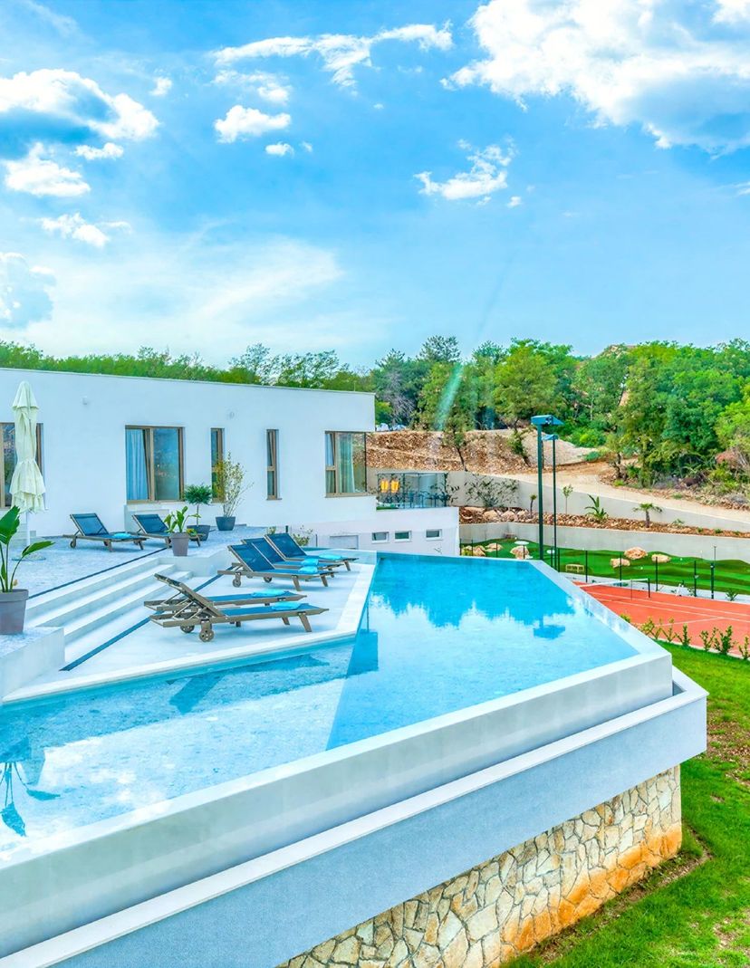 Villa in Croatia, Zmijavci