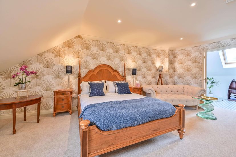 House in United Kingdom, Wellswood