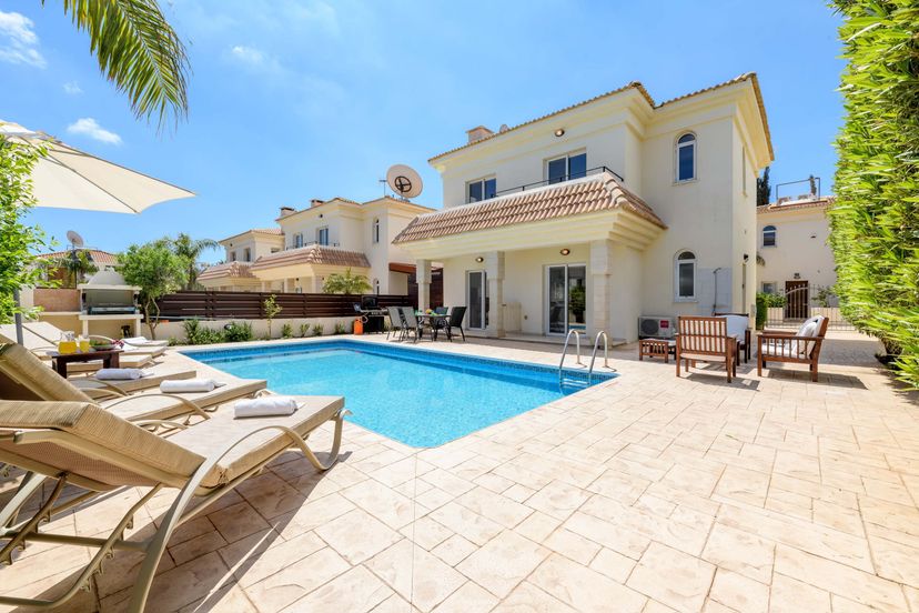 Villa in Kapparis, Cyprus