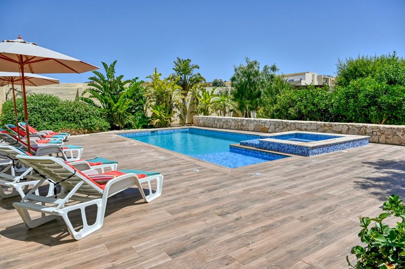 Villa in Ghajnsielem, Malta