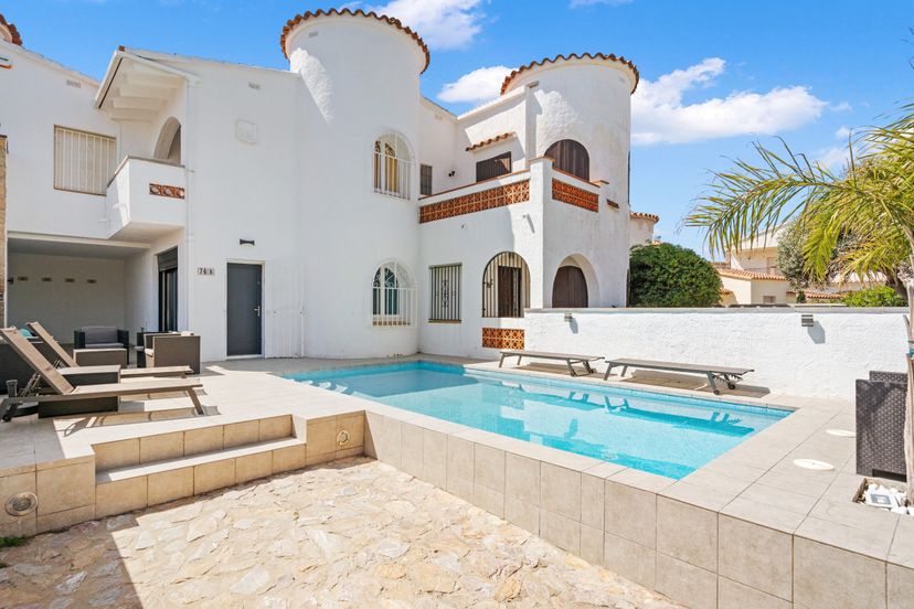 Villa in Empuriabrava, Spain