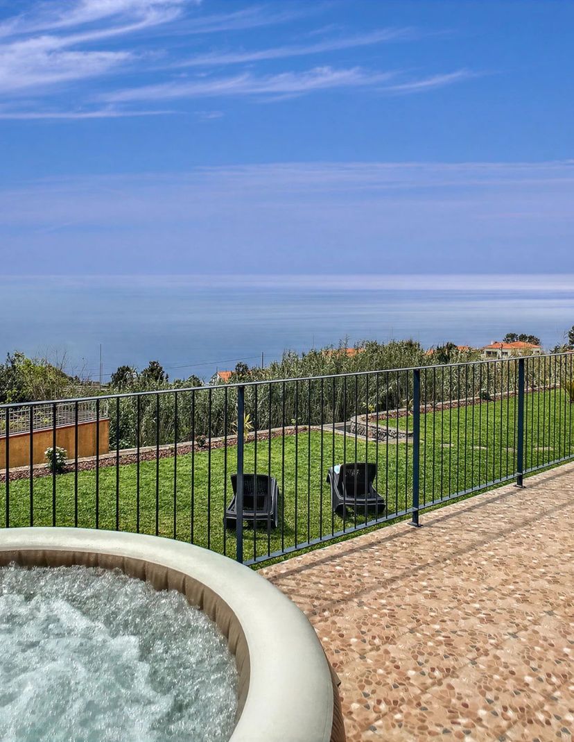 Villa in Portugal, Lombo da Rocha