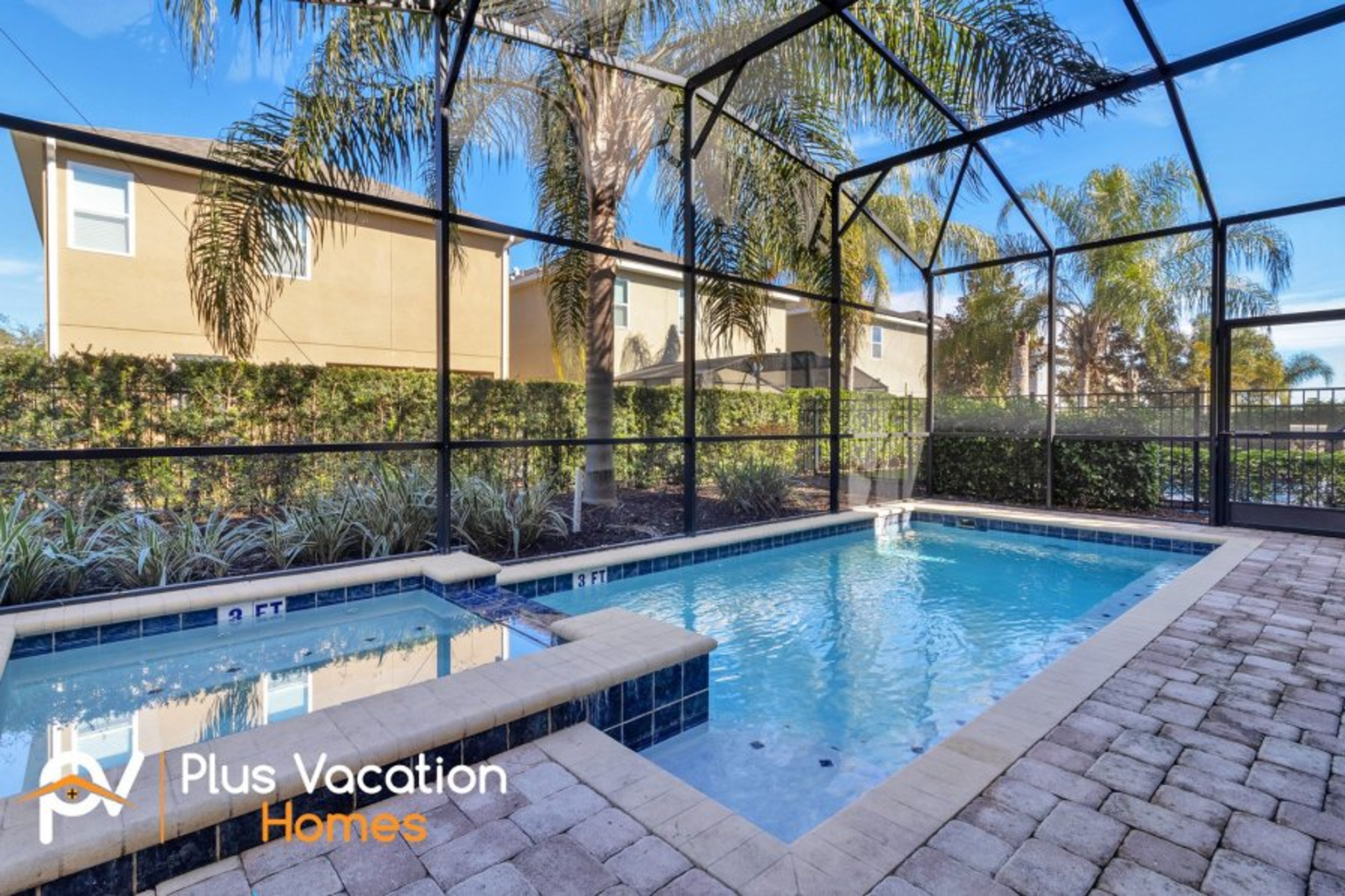 Screened Pool and jacuzzi