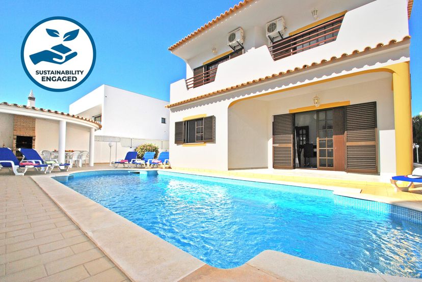 Villa in Galé, Algarve