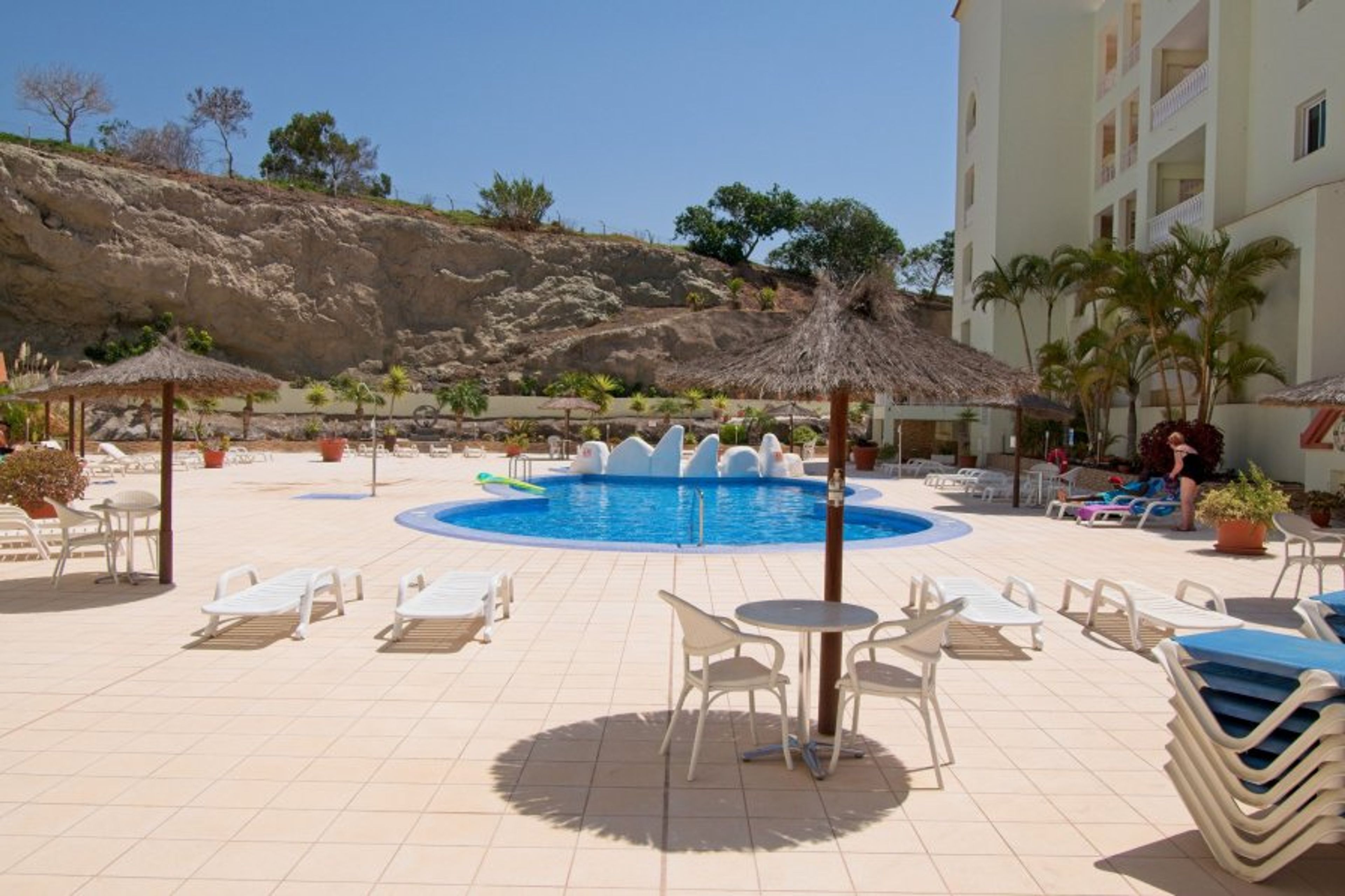 Ocean Golf and Country Club, Golf Del Sur modern 1 bed apartment. Tenerife Holiday Homes