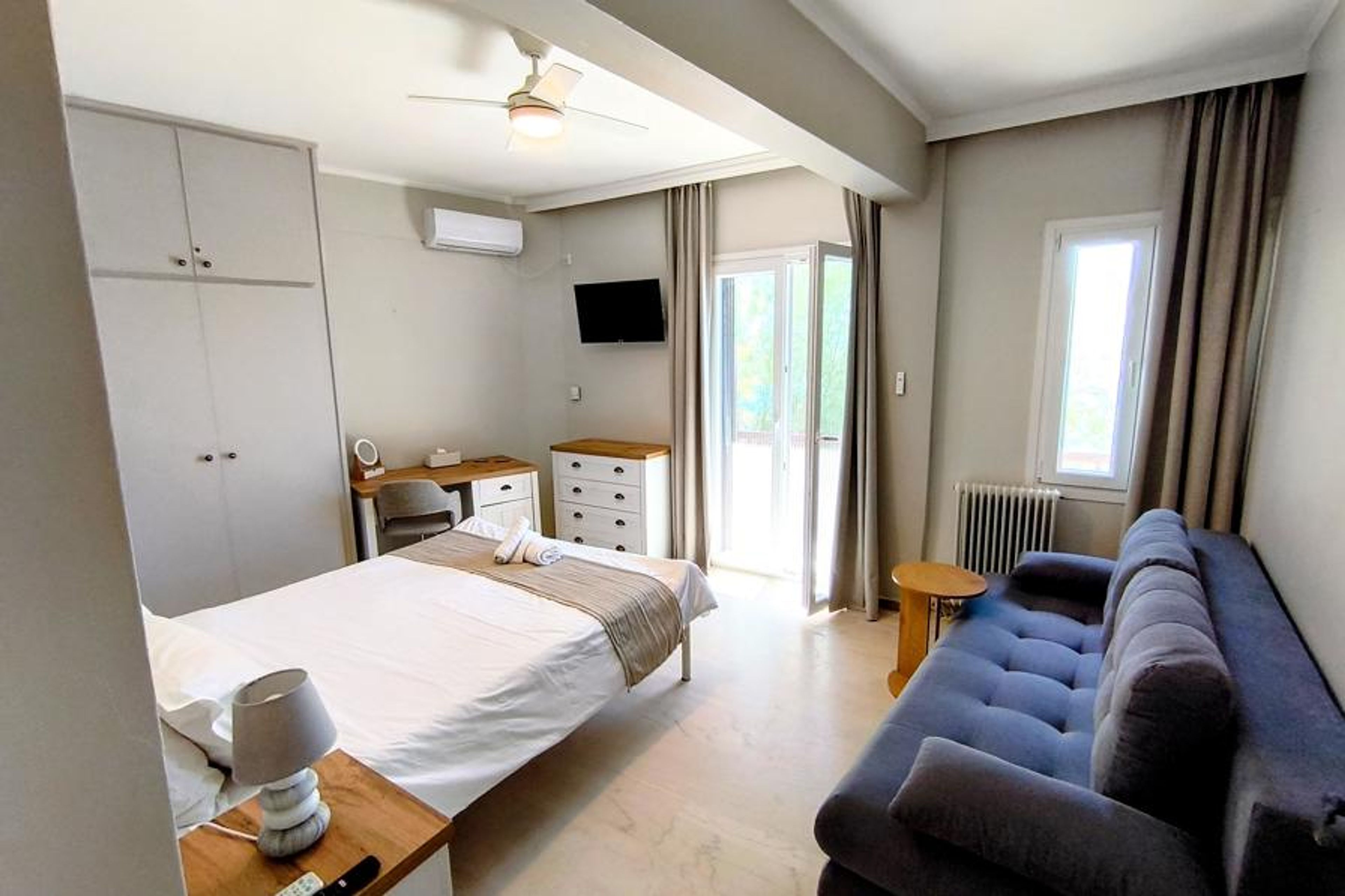 Als Plomari Bedroom