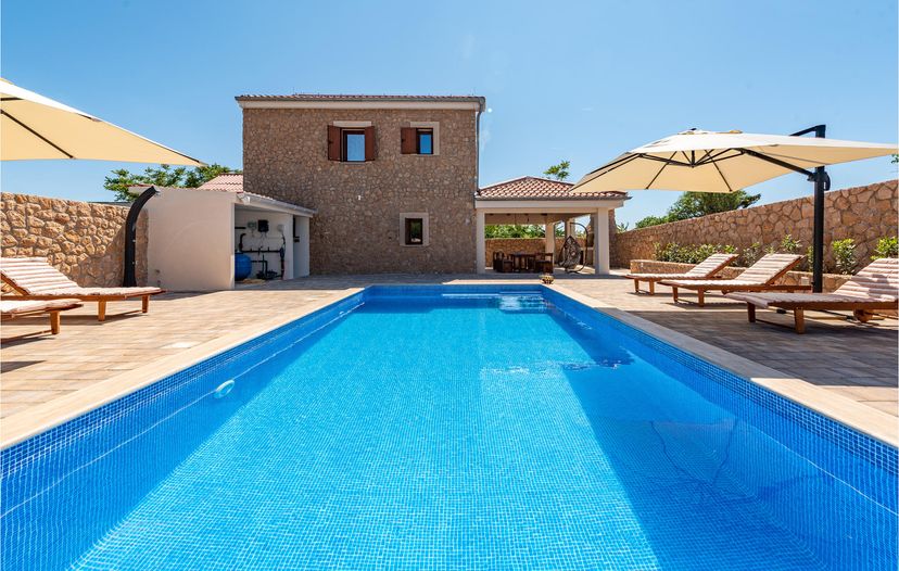 Villa in Croatia, Novalja