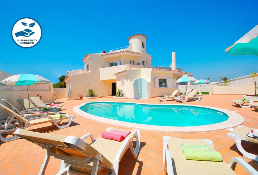 Villa in Portugal, Galé