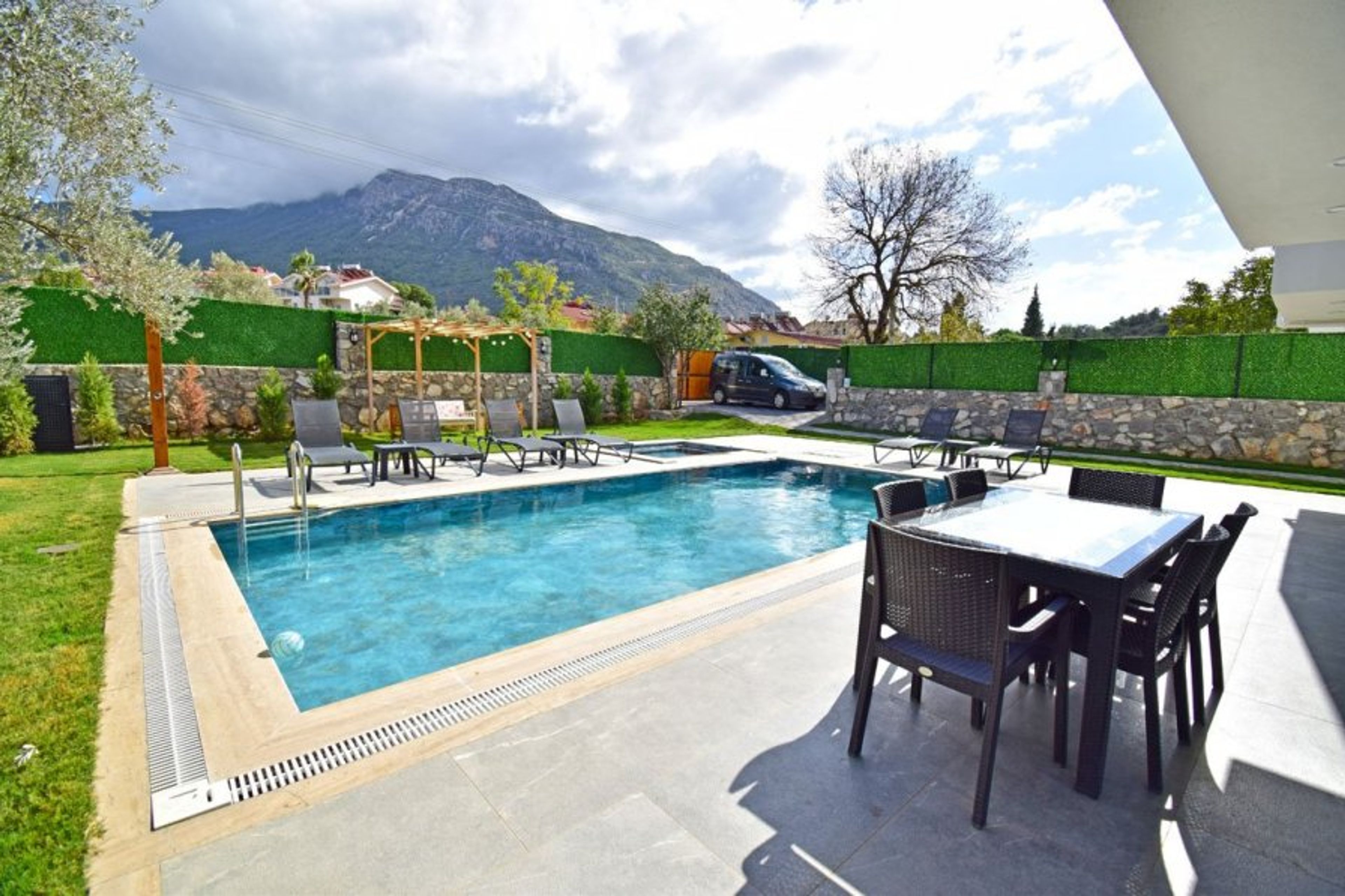 Private and Well-kept Garden & Pool Area with Babadag Mountain View