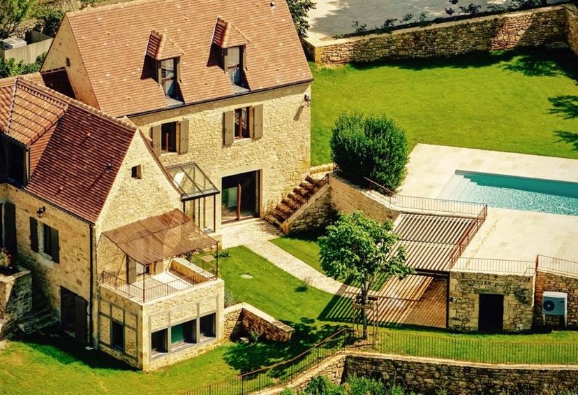 Villa in Sainte-Mondane, France