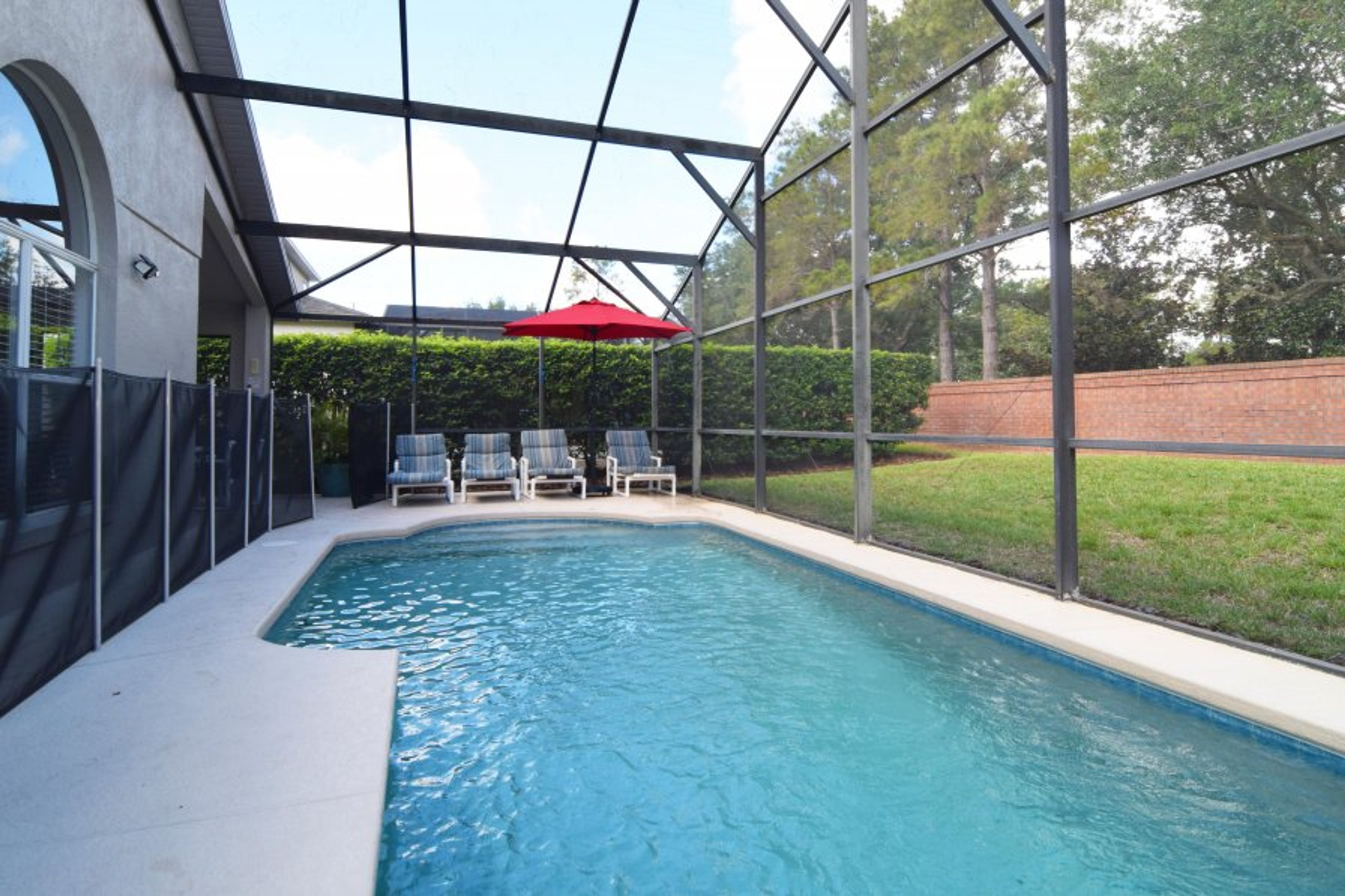 Private west-facing pool, no rear neighbors, loungers, dining area