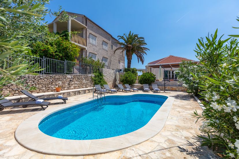 Villa in Sumartin, Croatia