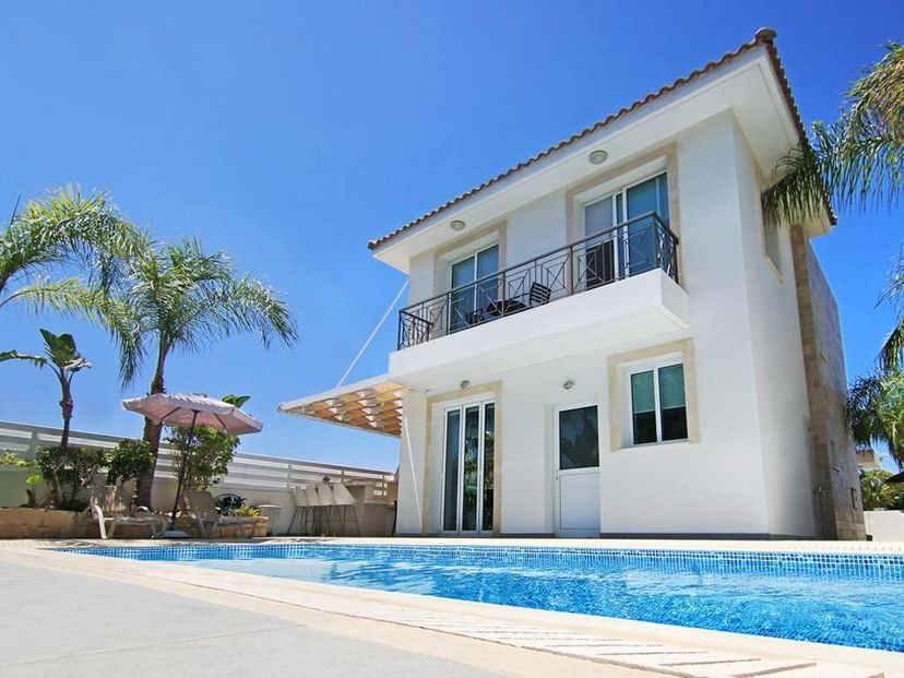 Villa in Paralimni, Cyprus