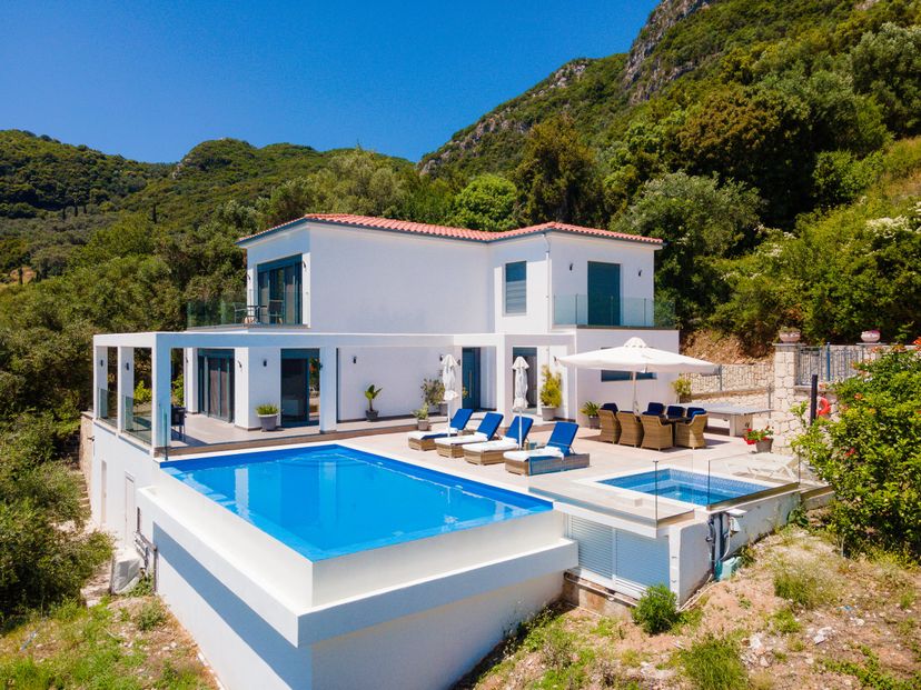 Villa in Doukades, Corfu