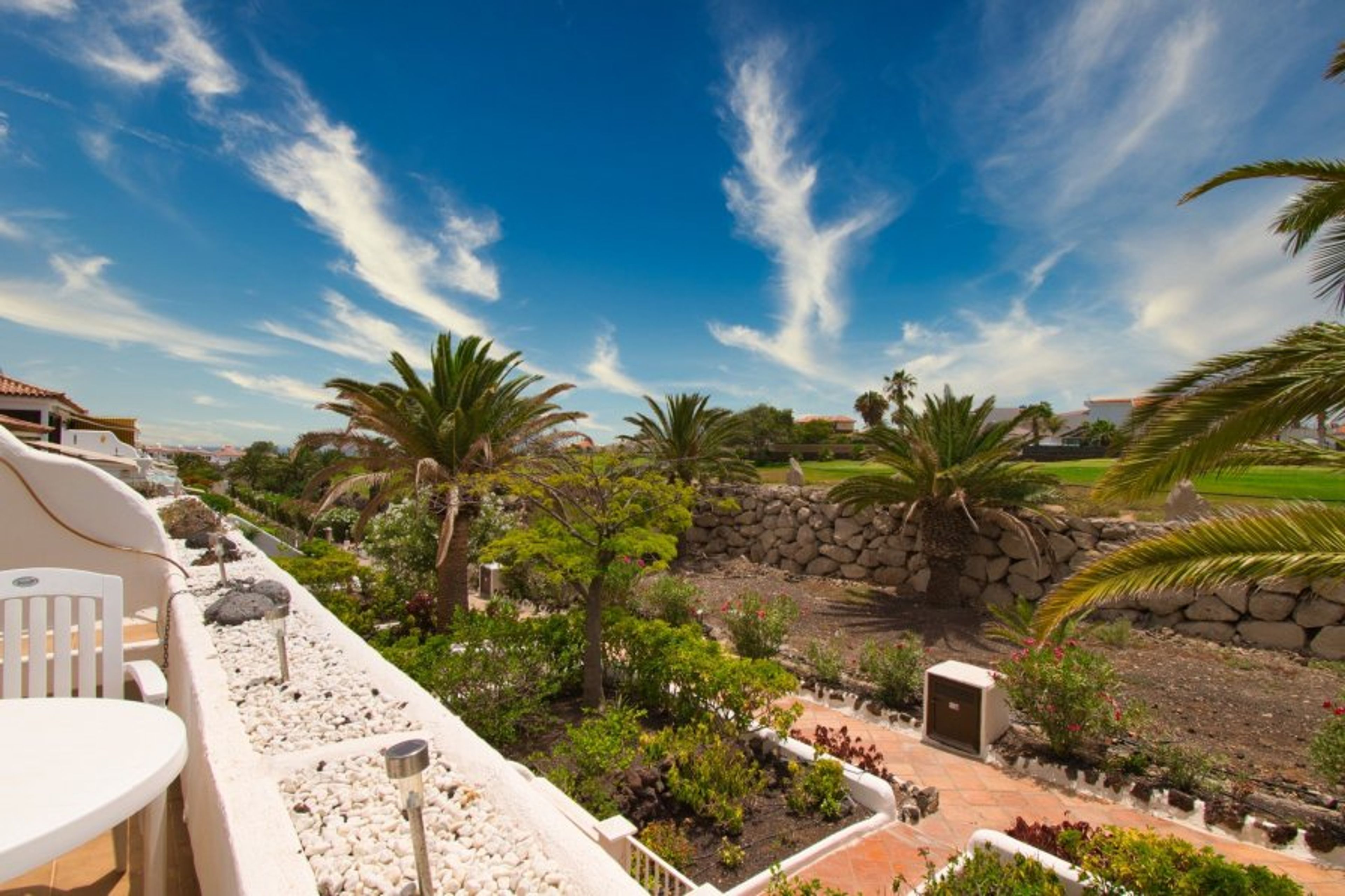 garden views and to the golf course!