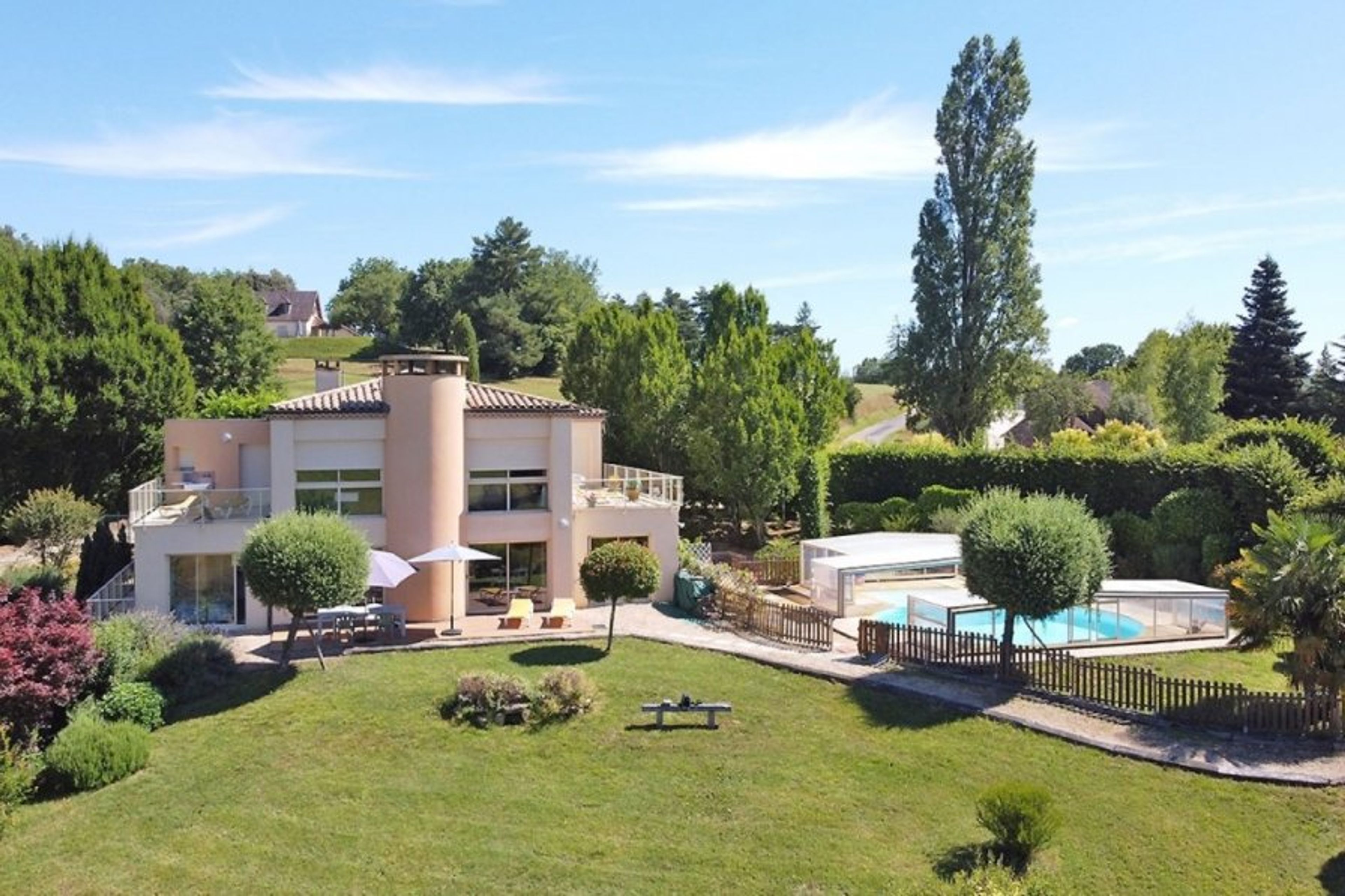 Sky view La Rotonde, swimming pool and garden