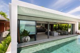 Villa with private pool in Suratthani, Koh Samui