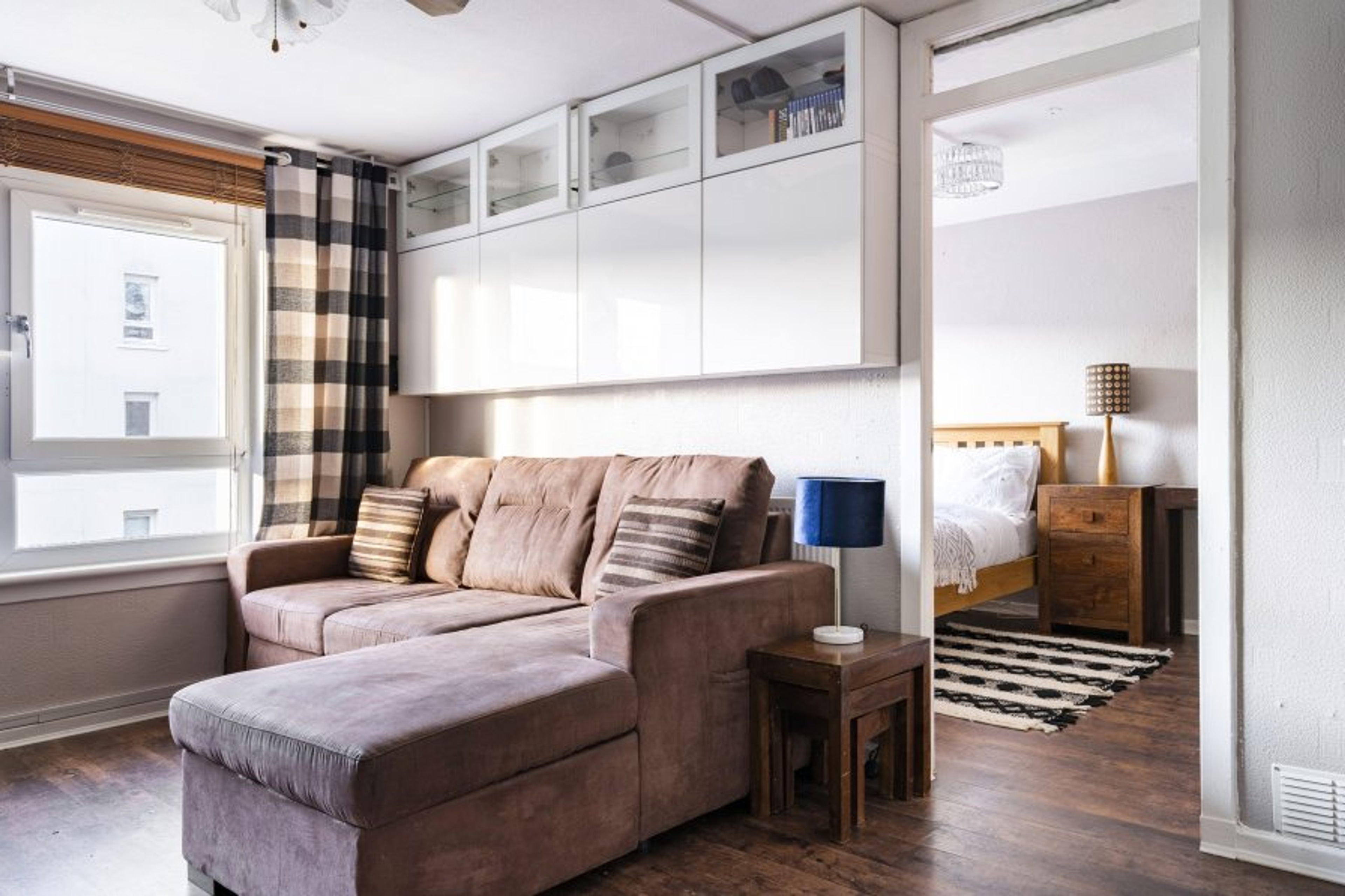 Lovely 1bedroom property with balcony in West end of Glasgow Glasgow