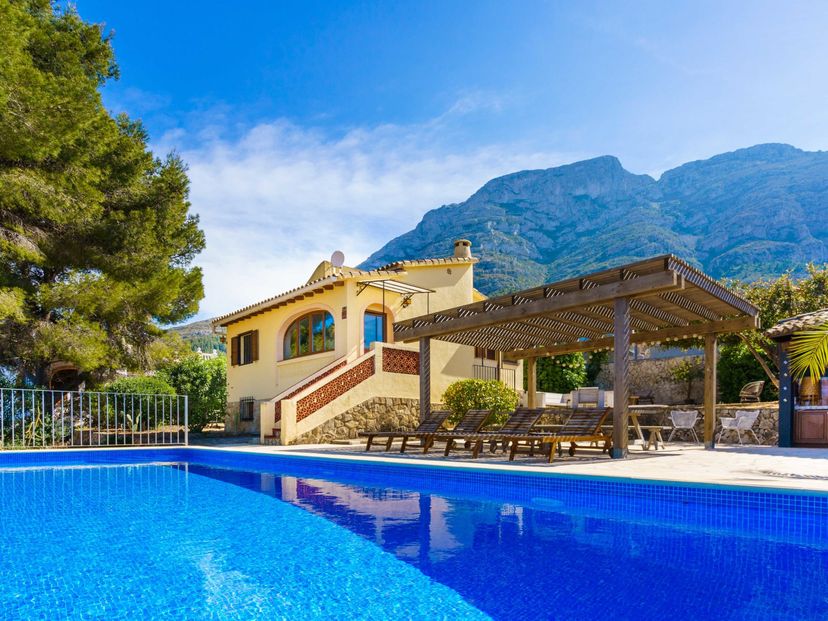 Villa in Montgó, Spain