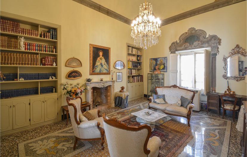 Apartment in Italy, Genoa