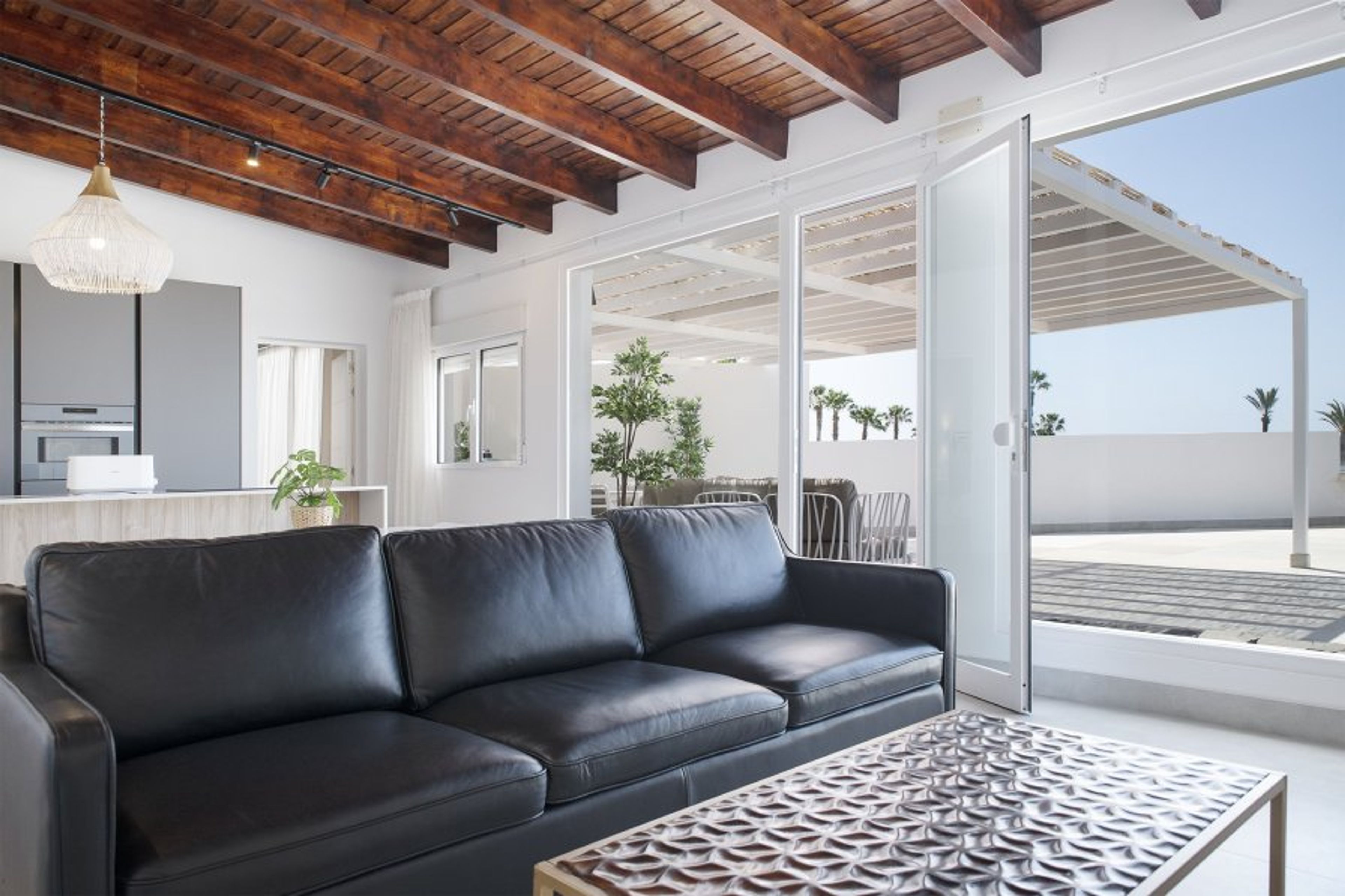 Living area to terrace
