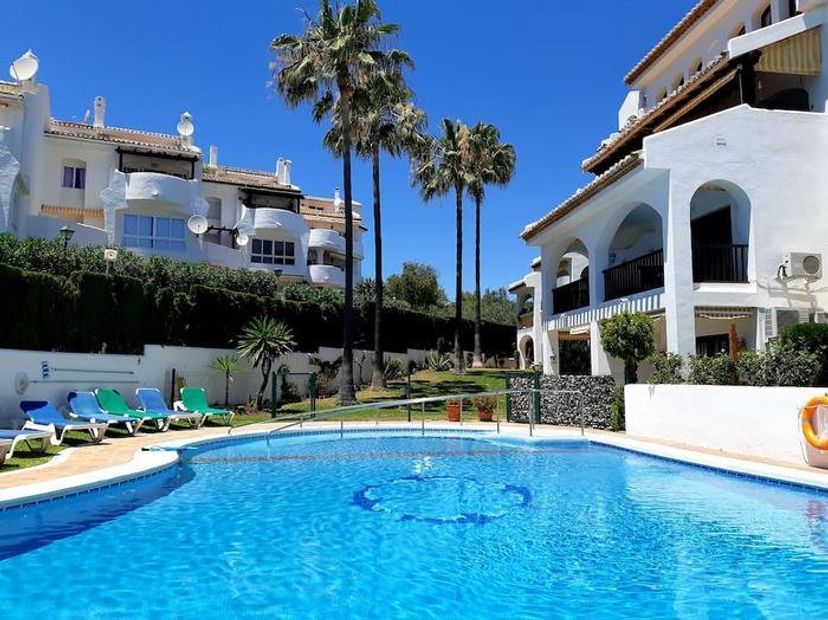 Apartment in Sitio de Calahonda, Spain