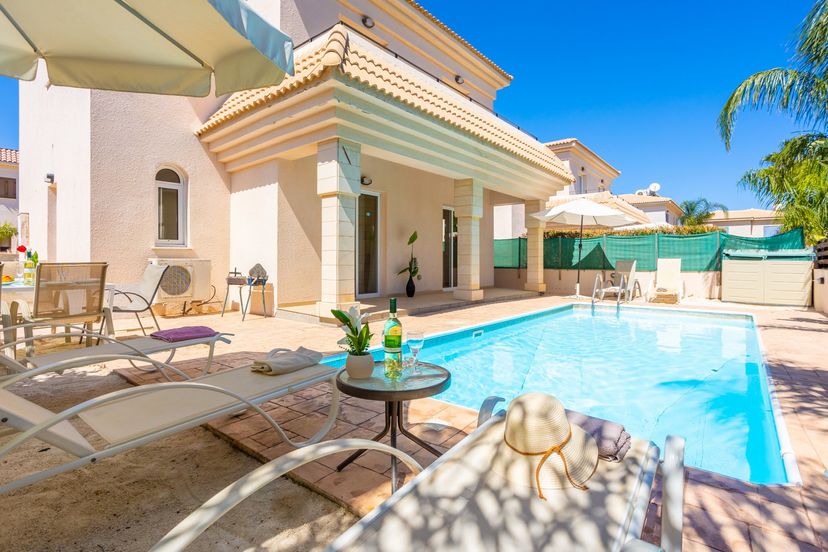 Villa in Paralimni, Cyprus