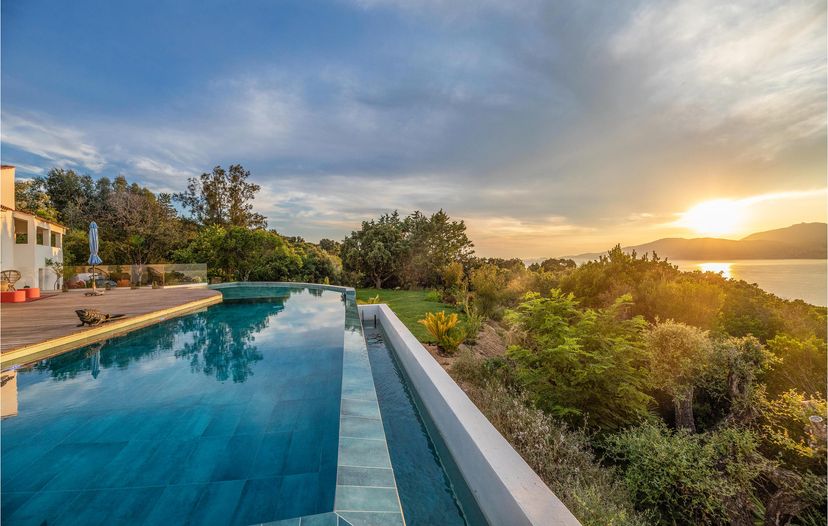 Villa in France, Grosseto-Prugna