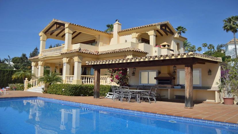 Villa in La Quinta Golf & Country Club, Spain