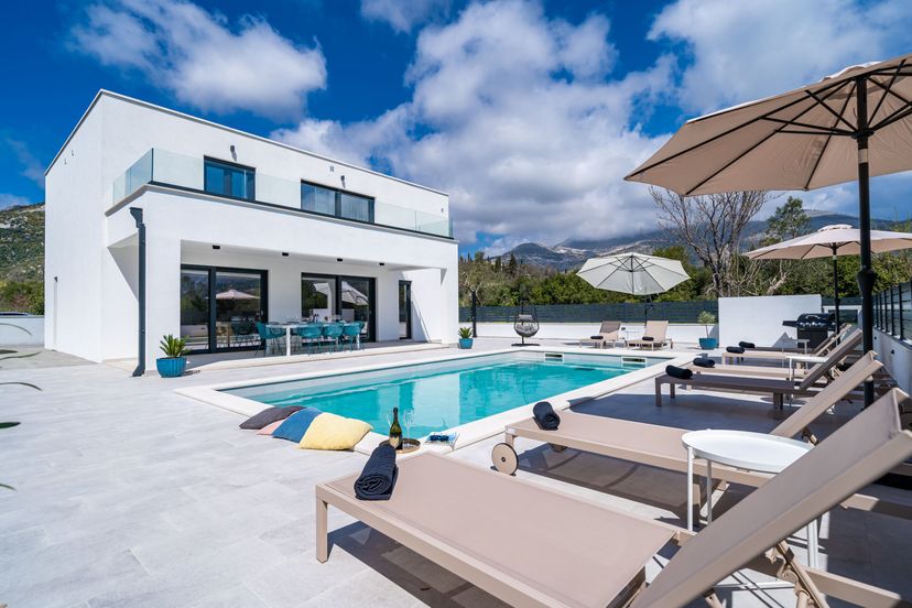 Villa in Čibača, Croatia