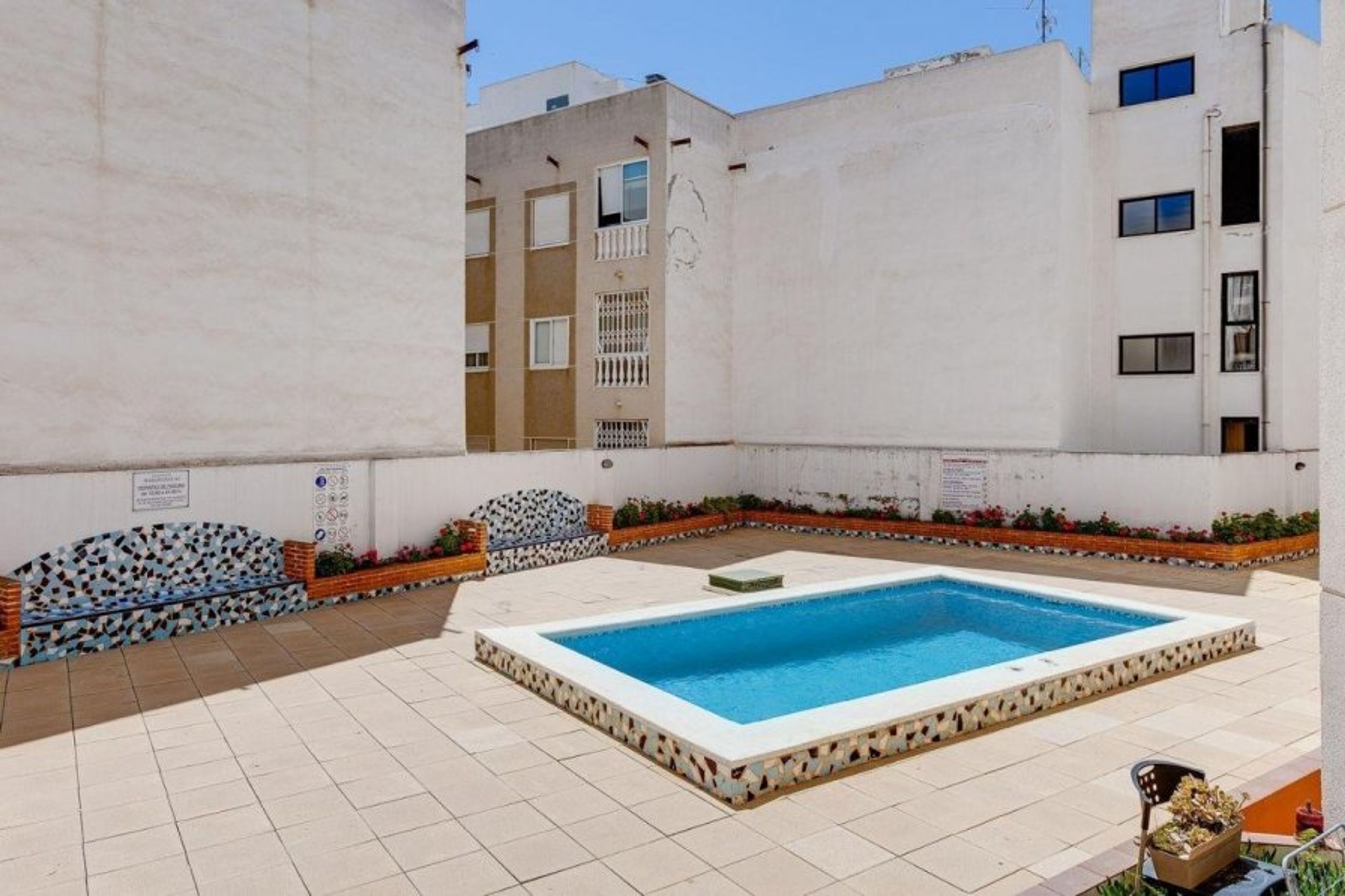 Beautiful Swimming Pool in house