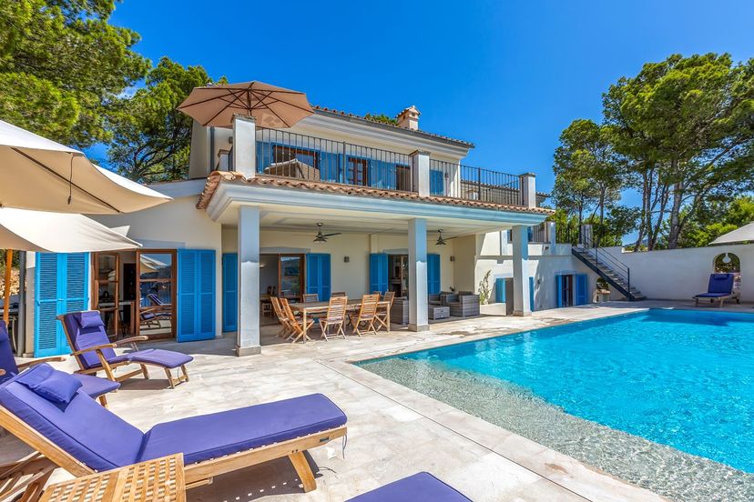 Villa in Cala Blanca, Majorca