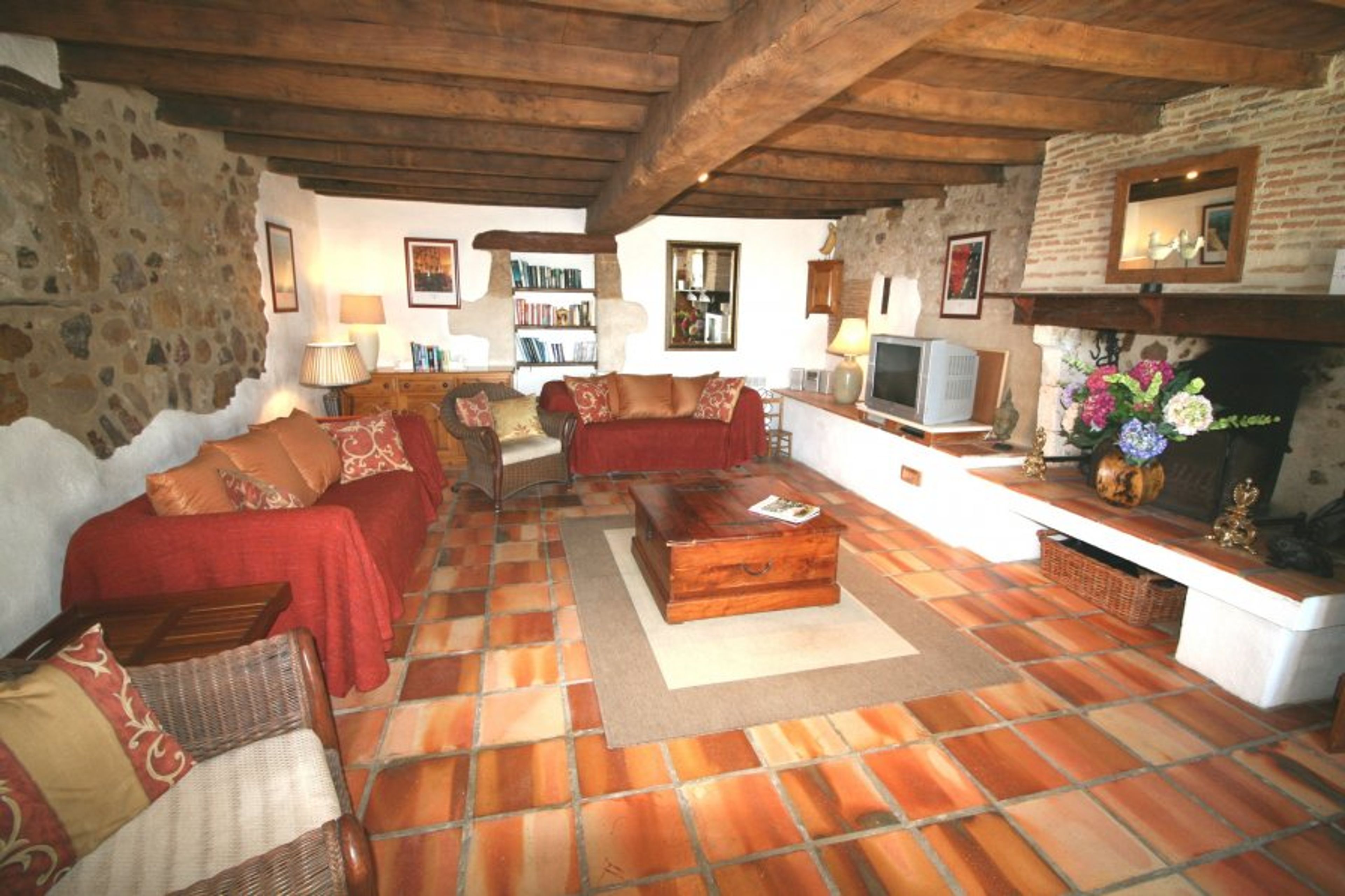 Lounge opening onto south facing private pool