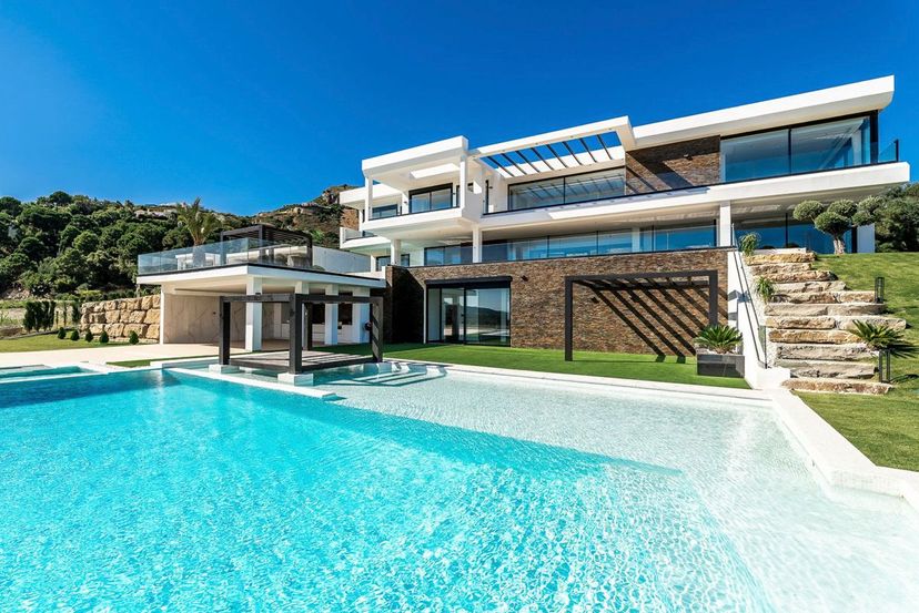 Villa in Benahavís, Spain