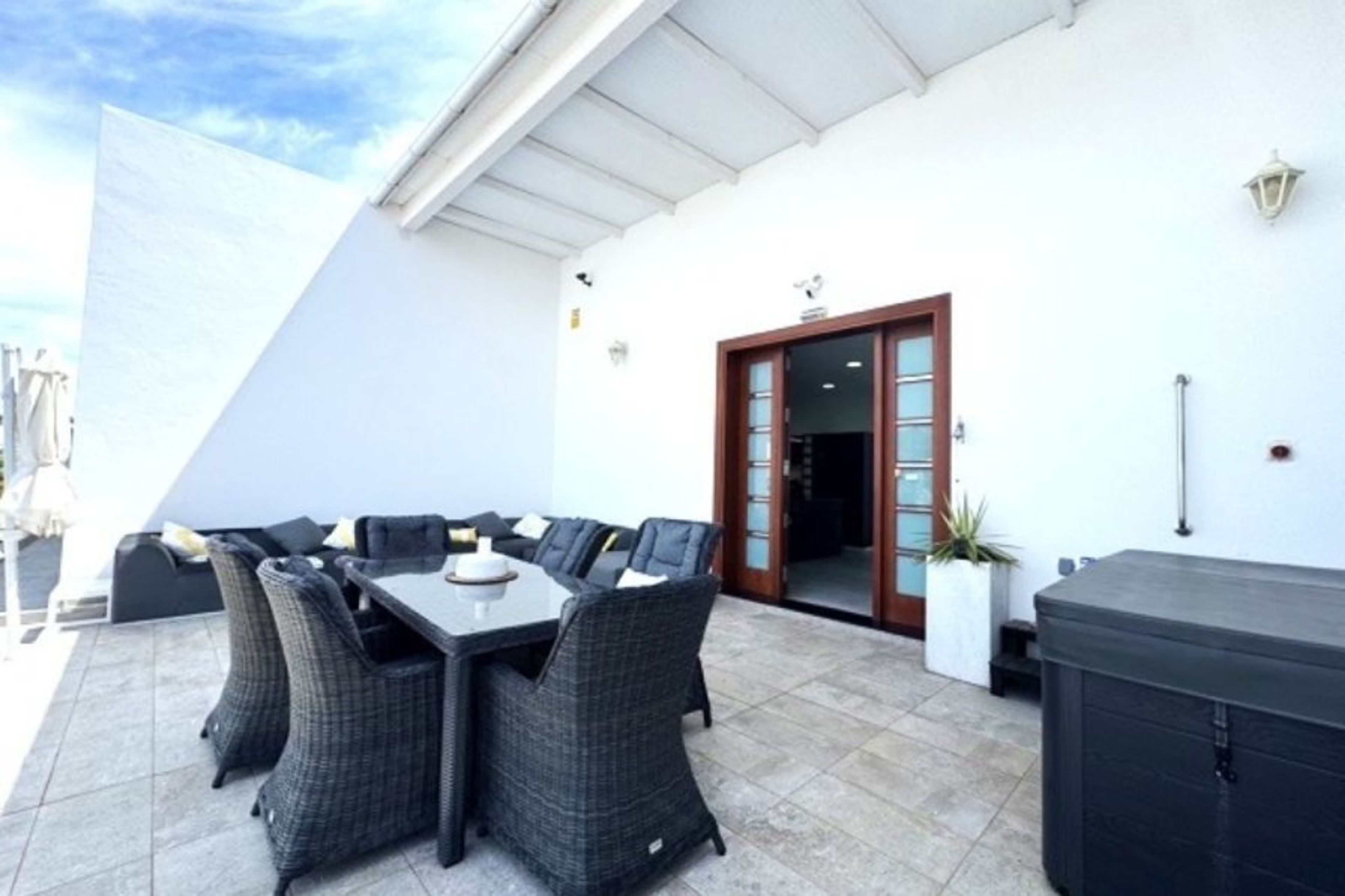 front patio with mountain views- just 6 euro by taxi to town
