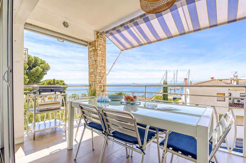 Apartment in Roses, Spain