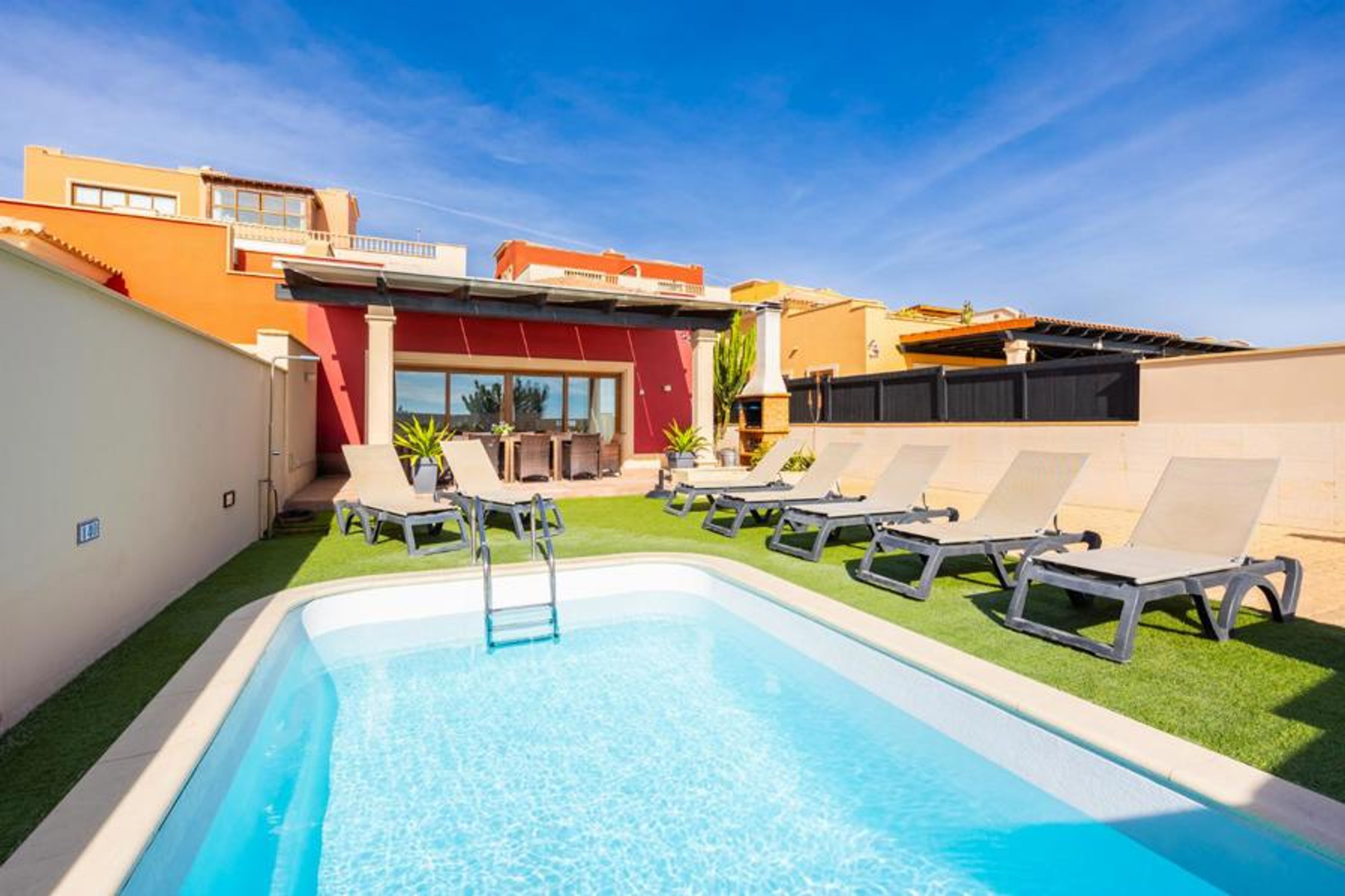 Beautiful villa with private pool and terrace with sea views